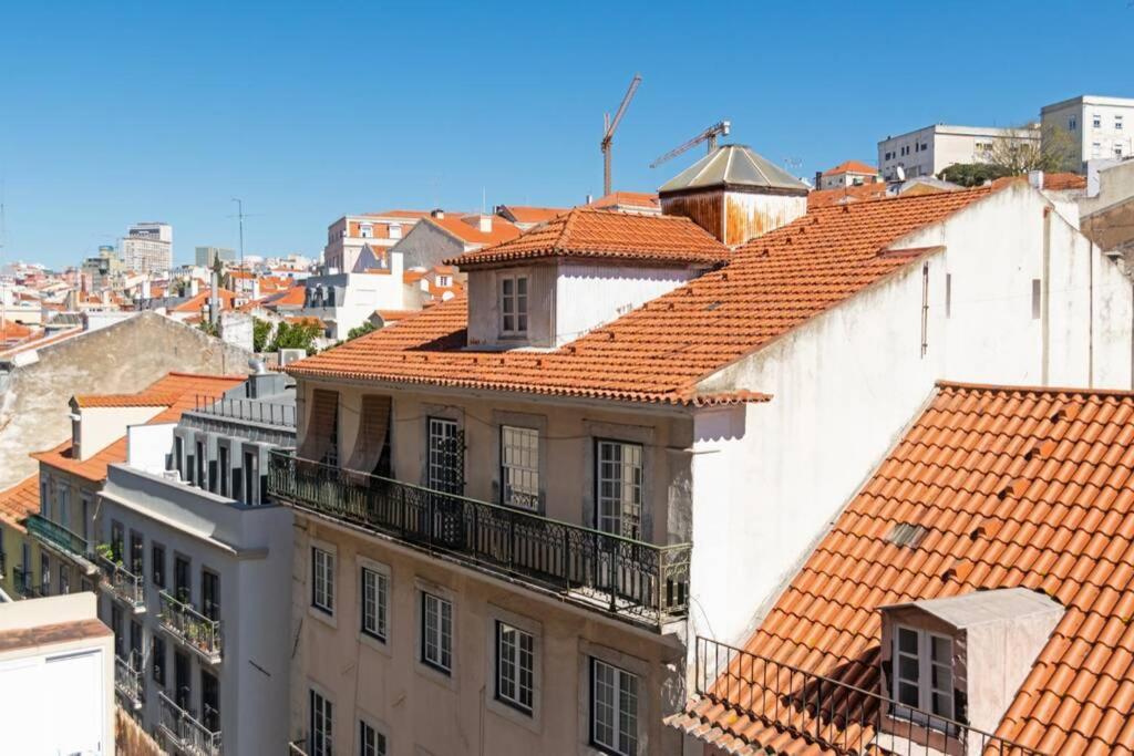 ליסבון Av. Da Liberdade Comfortable Apt With Balcony מראה חיצוני תמונה