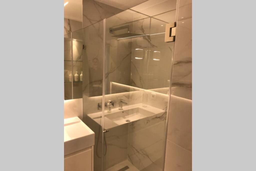 ליסבון Av. Da Liberdade Comfortable Apt With Balcony מראה חיצוני תמונה